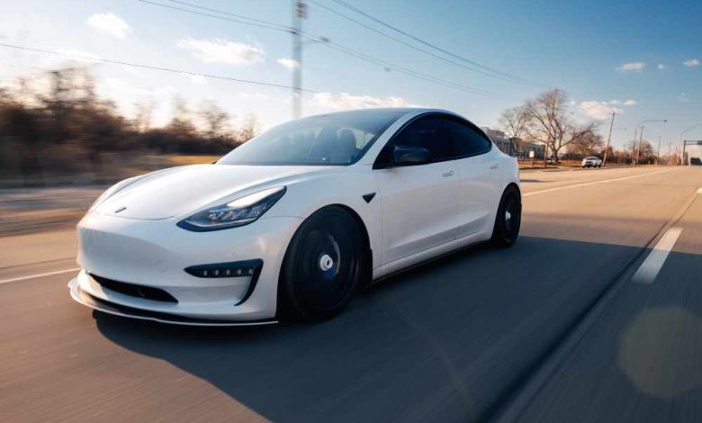 From Dreams to Reality: How Tesla is Revolutionizing Transportation