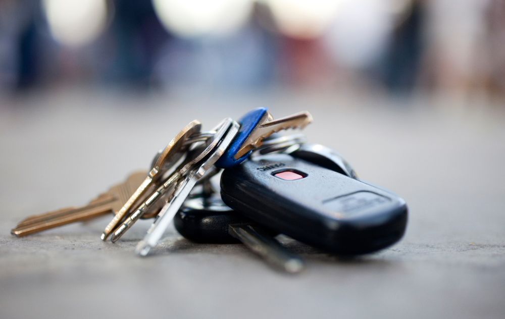 Unlocking the Mysteries How Lost Car Keys Disappear and Reappear